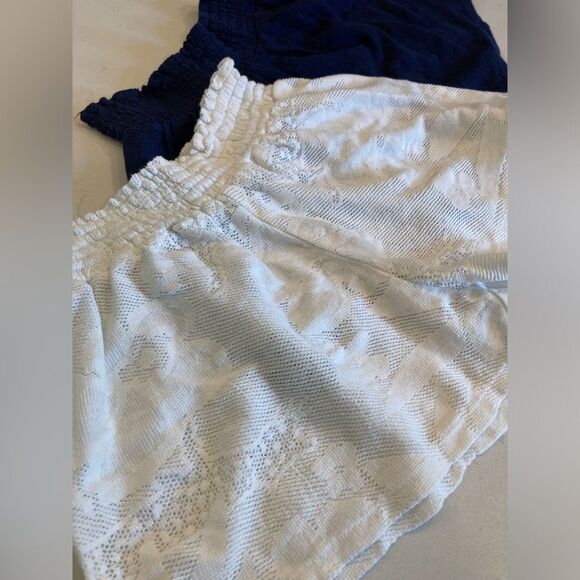 Aerie bundle two pair pull on floral mesh swim shorts white and navy size medium - Picture 3 of 5